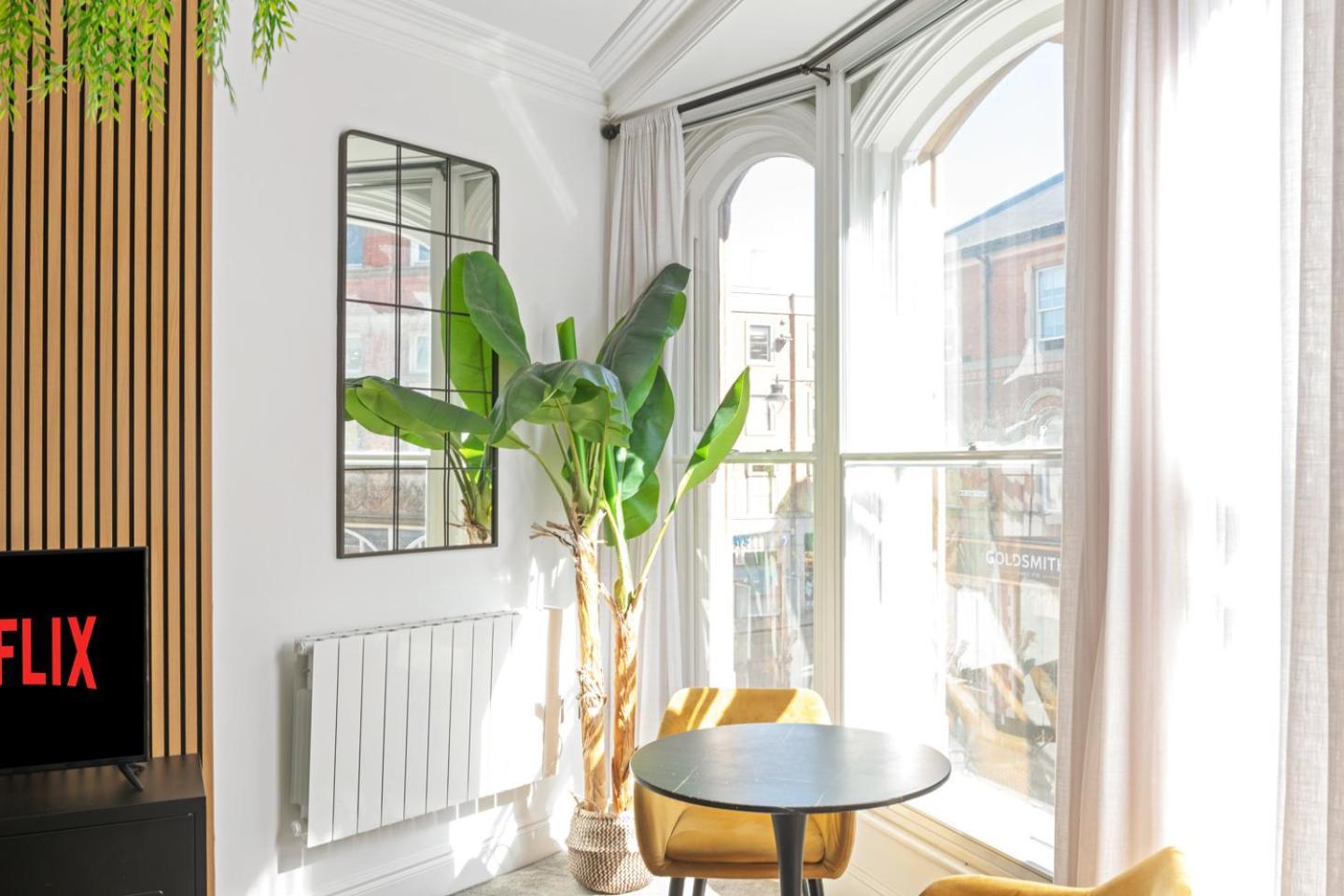 Luxurious City Centre Lace Market Apartment 诺丁汉 外观 照片